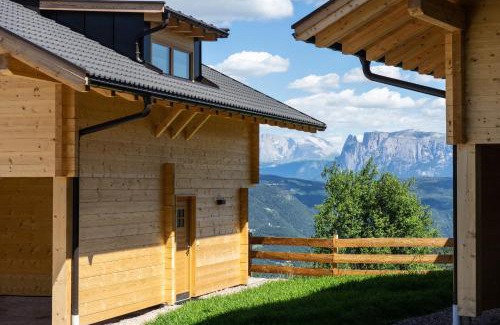 San Genesio Atesino Ski Chalet | Camping Chalet Salten