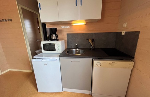 Brioude RV Rental | Camping De La Bageasse