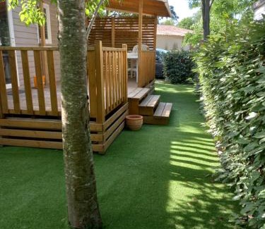 La Roque-d'Antheron House | camping domaine des iscles