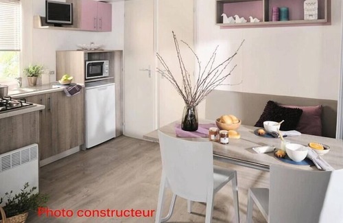 Huanne-Montmartin House | Camping du Bois de Reveuge**** - 3-room loggia cottage for 5 people