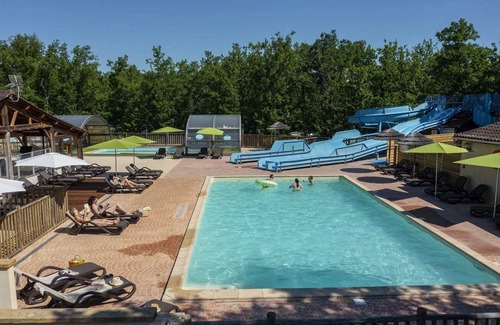 Castelnaud-la-Chapelle House | Camping 4 étoiles - Piscine - eeieac