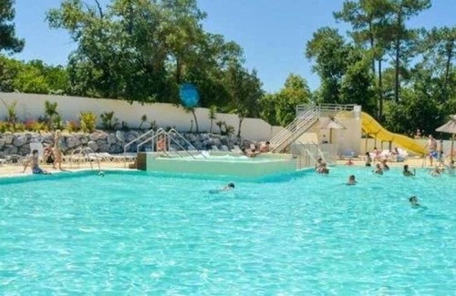 Capbreton House | Camping - Funpass inclus - Piscine - ccaeheb