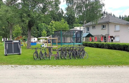 Le Chambon-sur-Lignon House | Camping le Lignon* - Mobile home Petunia 4 rooms 6/8 people