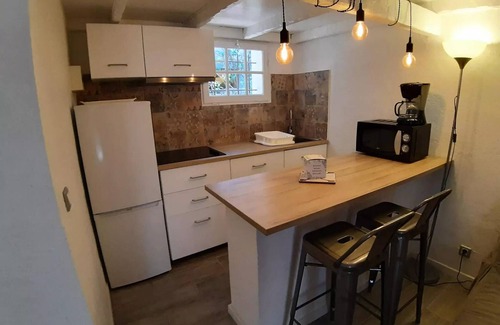 Carqueiranne Villa | Camping Le Beau Vézé* - Bungalow Cigalou 2 rooms 3/5 people Air conditioned