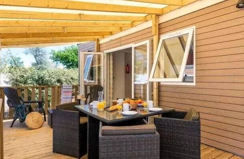 Sommieres House | Camping Le Domaine de Massereau* - Premium 4-room mobile home for 6 people Air-conditioned