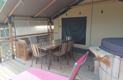 Roquebrune-sur-Argens RV Rental | Camping Le Moulin des Iscles