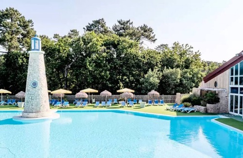 Soulac-sur-Mer House | Camping maeva Respire Domaine Les Carrelets de Soulac ***** - Mobile Home Classic 5 Rooms 8 People Air Conditioning + TV