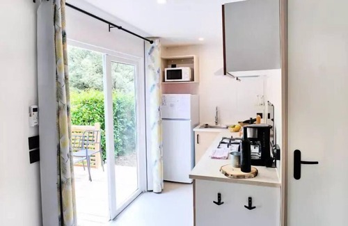 Orgon House | Camping maeva Respire La Vallée Heureuse * - Mobile home Premium Large 3 Rooms 4 People Air Conditioned + TV