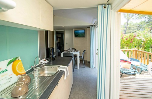 Puget-sur-Argens House | Camping Montana Parc Oasis Village - Coeur de l'Estérel * - Mobil Home Luxury 4 Rooms 6/8 People Air-conditioned + TV