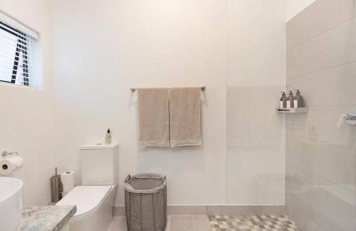 Camps Bay Apartment | Camps Bay Cottage