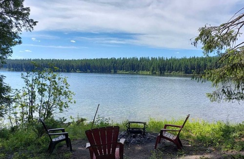 Olney RV Rental | Campsite #1 with Lake Access