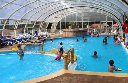 Givrand House | Campsite Le Domaine de Beaulieu * - 5-room mobile home 10 people (attention 8 adults maximum)