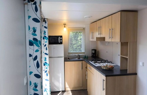 Saint-Maximin House | Campsite Le Pré des Moines * - Mobile home PROVENCE + 2 bedrooms 2 to 6 people - 2 people included in the price