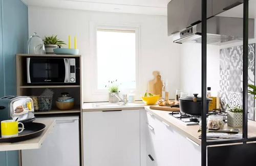 La Foret-Fouesnant House | Campsite of Keranterec* - Classic Comfort 3-Room Cottage 4 People
