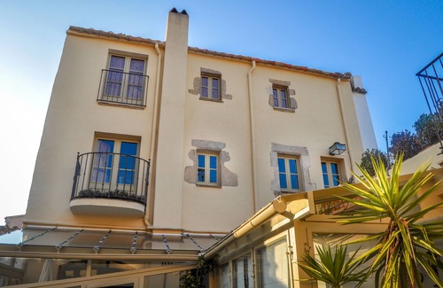 Palafrugell Apartment | CAN FELIP Apartment in an 18th Century Listed Building
