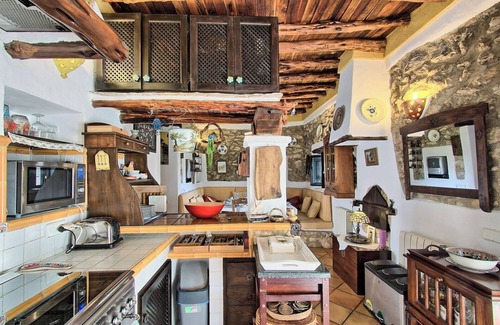 Sant Miquel de Balasant Villa | Can Llusiá holiday villa in the north of the island
