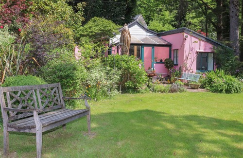 Llanfairfechan Cottage | Can Yr Afon