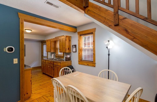 Millersburg Cabin | Canadian Hemlock . Trailside Lodging