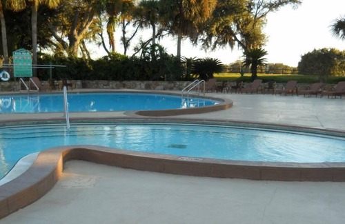 Grenelefe Condo | ++Canadian Owned Condo! Book Early to avoid disappointment!