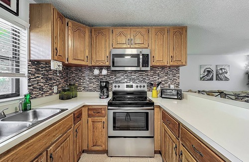 Leesburg House | Canal Front Home on the Harris Chain of Lakes!