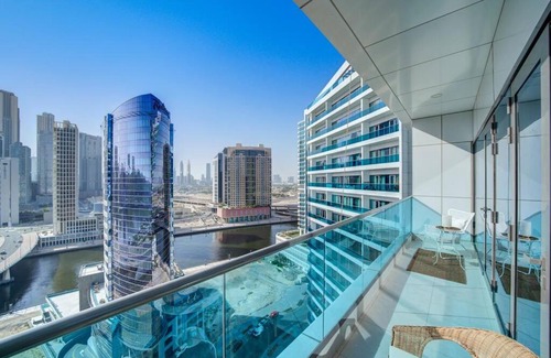 Business Bay Apartment | Canal View l Stylish & Spacious