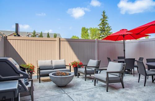 Cochrane Hotel | Canalta Cochrane