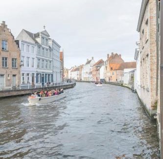 Historical Center Bruges Hotel | Canalview Hotel Ter Reien