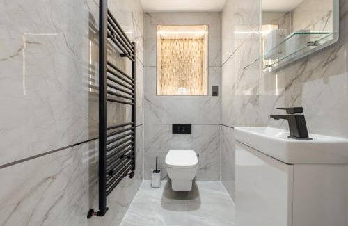 Bromley South House | Canary Wharf Beautiful Modern House