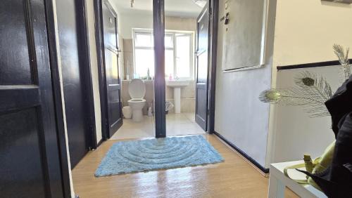 Lansbury House | Canary wharf cottage