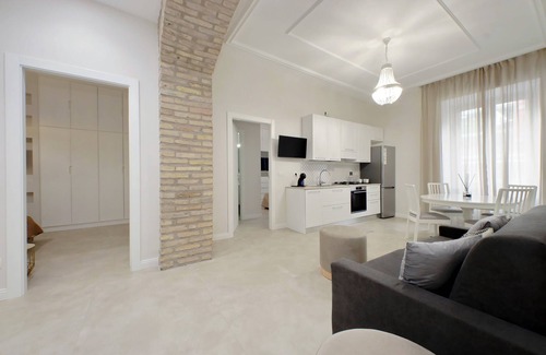 Vatican Apartment | Candia 143 Apartment Luxury