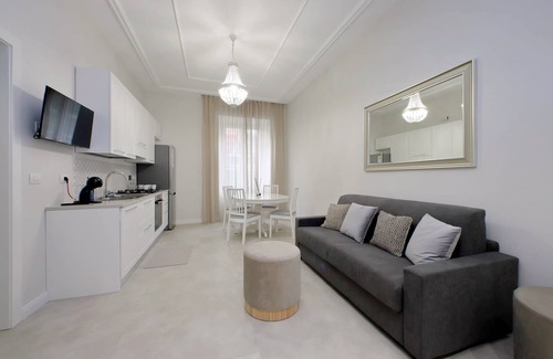Vatican Apartment | Candia 143 Apartment Luxury