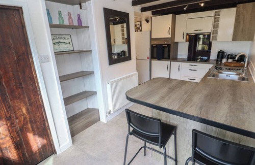 Redruth Cottage | CANDLE CROFT, pet friendly, character holiday cottage in Redruth