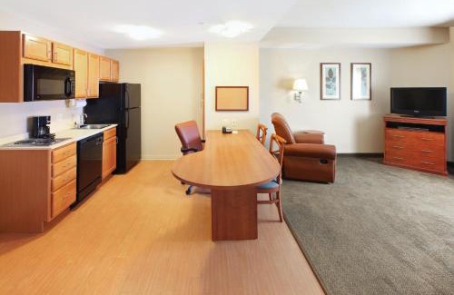 Conway Hotel | Candlewood Suites Conway by IHG