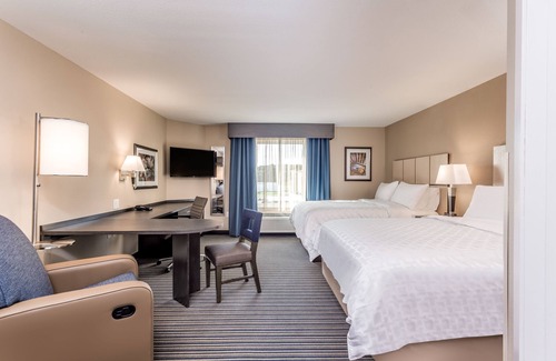Eau Claire Hotel | Candlewood Suites Eau Claire I-94 by IHG