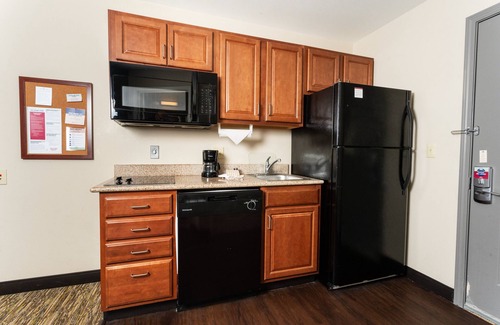 Roswell Hotel | Candlewood Suites Roswell New Mexico by IHG