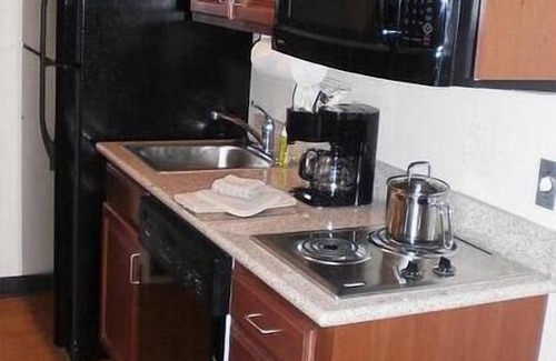 Roswell Hotel | Candlewood Suites Roswell New Mexico by IHG