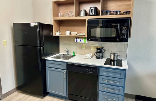Eden Hotel | Candlewood Suites Savannah Airport by IHG