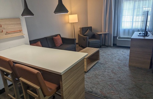 Wilson Hotel | Candlewood Suites Wilson by IHG
