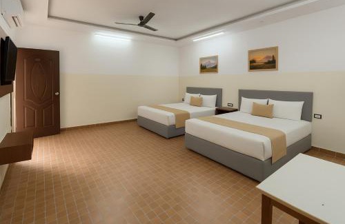 Candolim Hotel | Candoliam Cottages and Deluxe