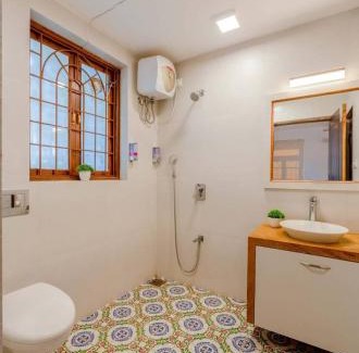Sinquerim Villa | Candolim Bliss Villa with pvt Pool -300 m walk to beach