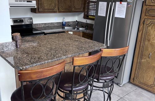 Natchitoches House | Cane Break! Feels like a cabin on the lake!