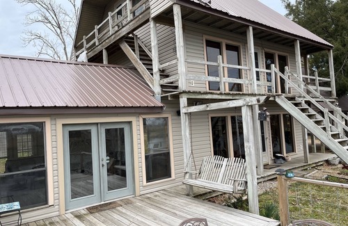 Natchitoches House | Cane Break! Feels like a cabin on the lake!