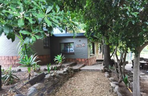 Oudtshoorn House | Cango Retreat Breathe