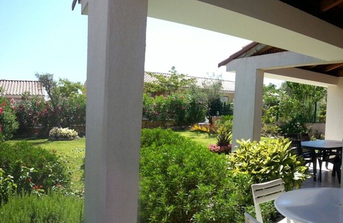 Le Suquet Villa | Cannes luxury villa 4 BR 4 bath WiFi AC Close to sea & centre Pool calm & secure