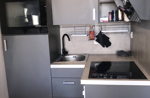Cannes Old Town Apartment | CANNES Suquet Film festival 50M from Beach 2 BDR apartment with terrace and pool