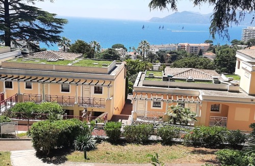 La Croix des Gardes Apartment | Cannes T2 Avec vue Imprenable sur la mer