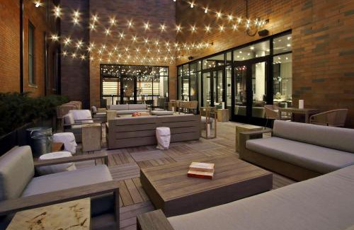 Downtown Columbus Hotel | Canopy By Hilton Columbus Downtown Short North