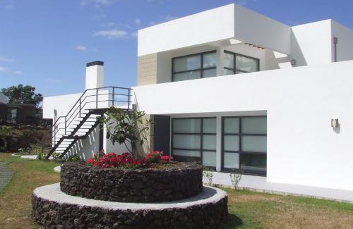 Velas House | Cantinho das Buganvilias AT*
