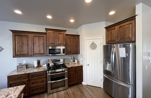 Twin Falls House | Canyon Trail