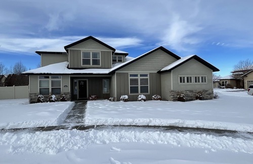 Twin Falls House | Canyon Trail